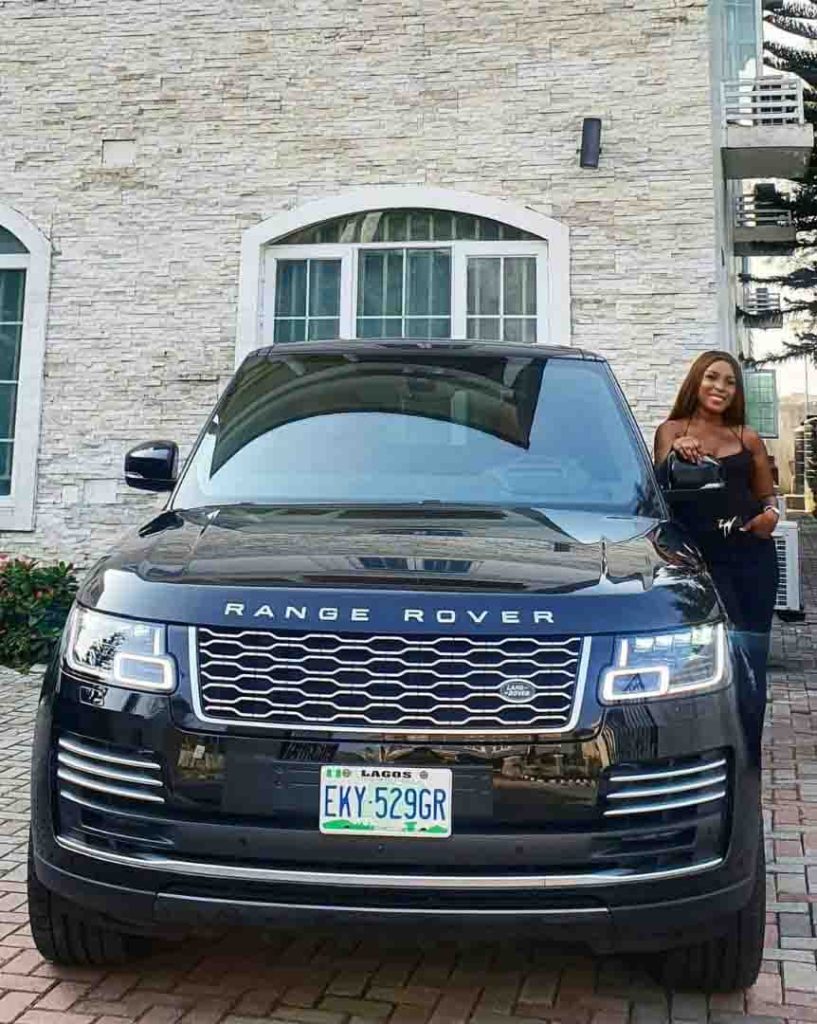 Linda Ikeji 2020 Range Rover Autobiography2