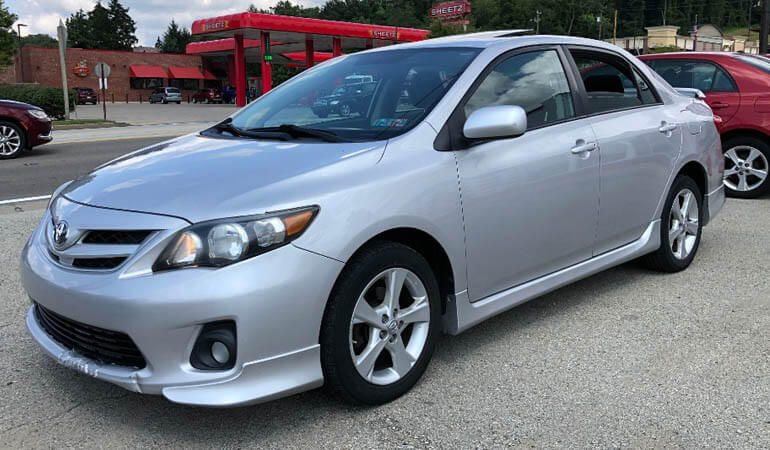 Buying Guide For 2011 Toyota Corolla