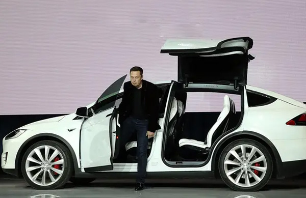 Elon Musk TESLA MODEL X