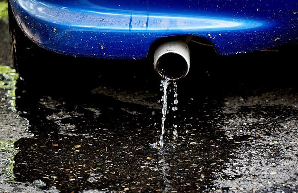 Common-Reasons-Why-Water-Comes-Out-From-Your-Car-Exhaust