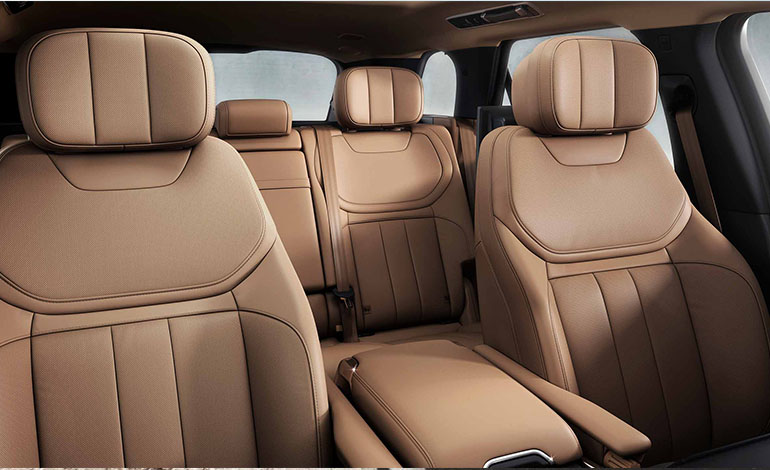 2022 Range Rover Sport interior 