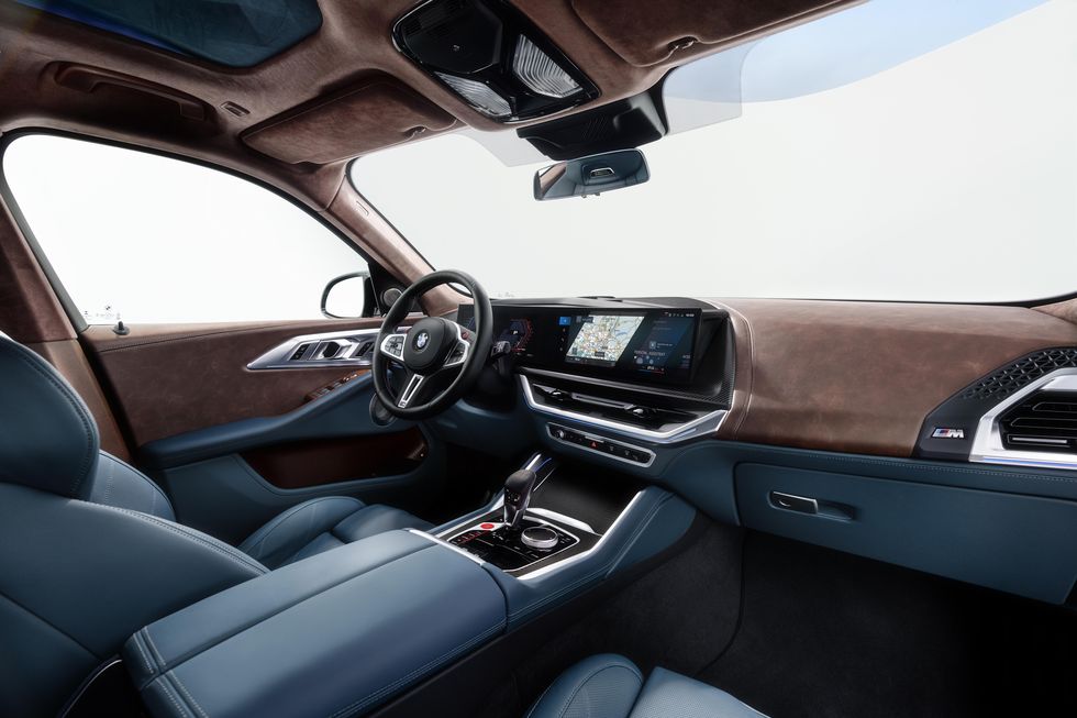 BMW Officially Revealed 2023 XM interior
