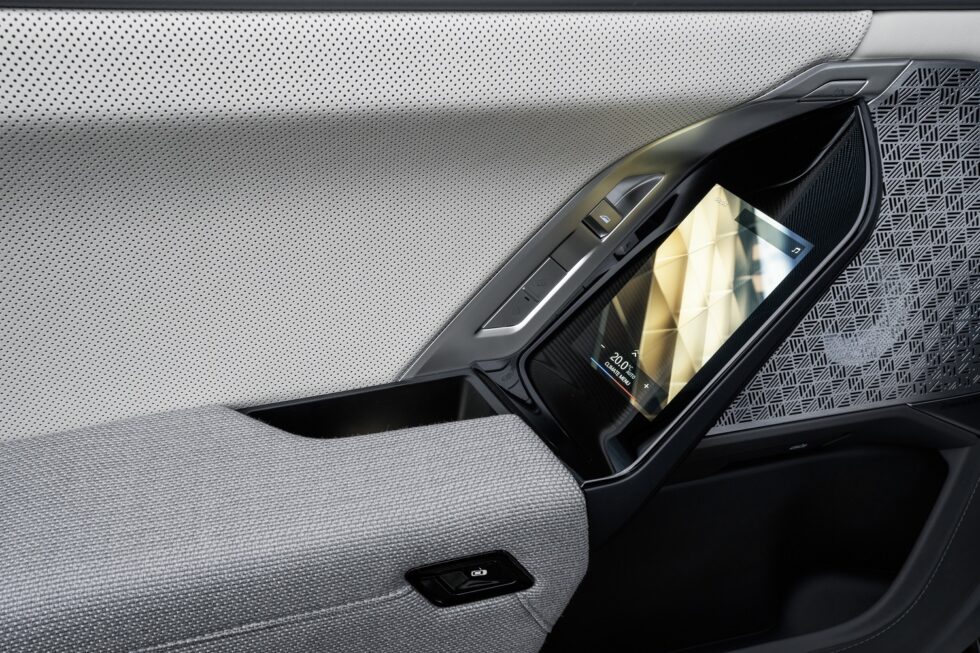 Interior & Infotainment Display Of The 2023 BMW i7 xDrive60