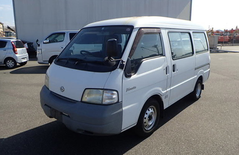 Nissan Minibus - 2003 Nissan Vanette