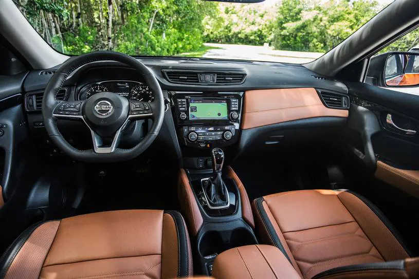 2020 Nissan Rogue interior