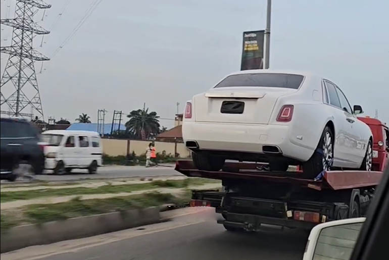 Car dealer spotted bouncing Rolls Royce Phantom
