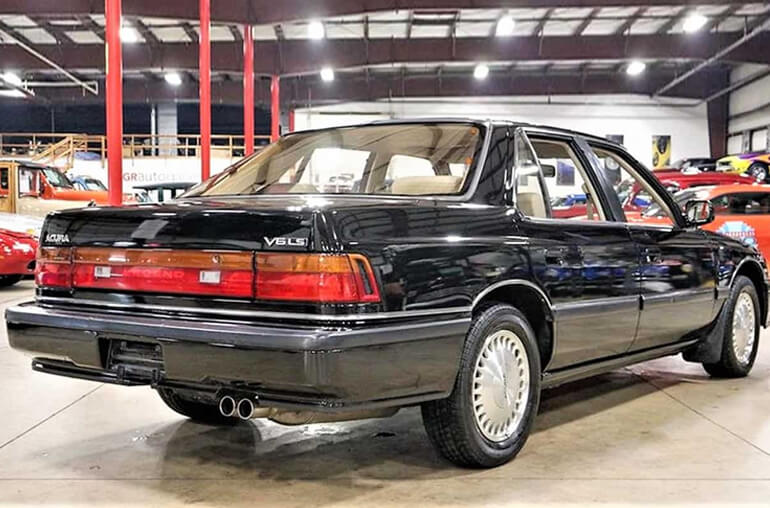Top 3 Reasons Why Nigerian Car Buyers Should Avoid 1990s Honda and Acura Cars