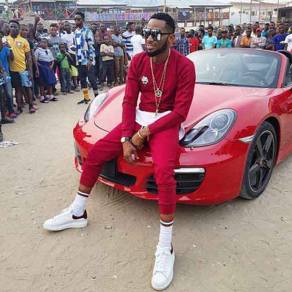 Dbanj A 2015 Porsche Carrera