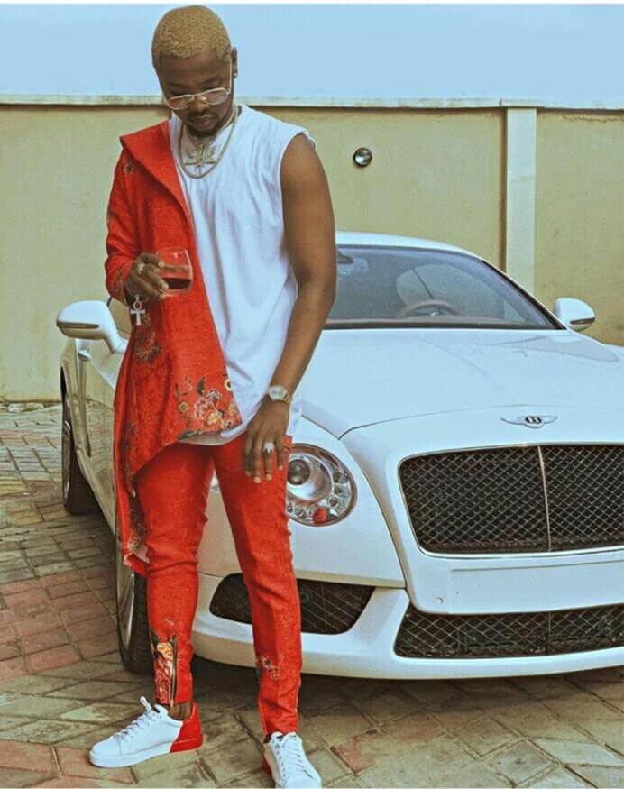 kiss daniel Bentley Continental GT