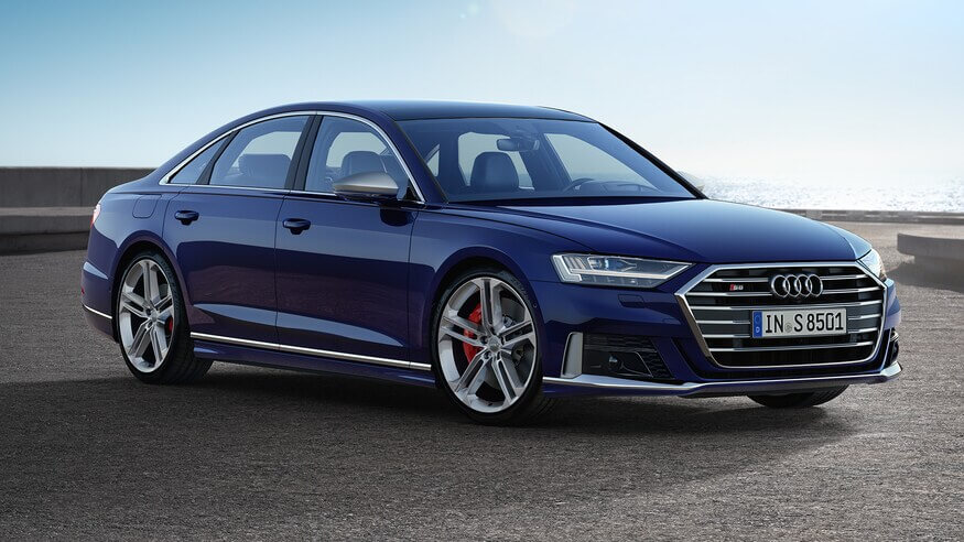 2020-Audi-S8-1