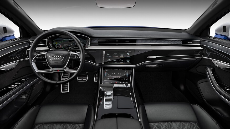 2020-Audi-S8-3 interior.jpg