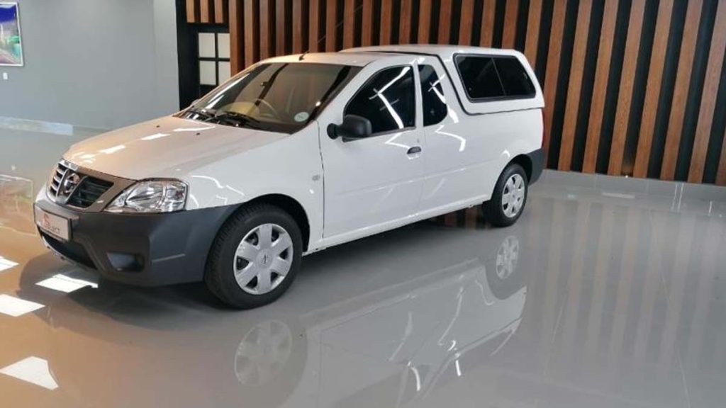 Nissan NP200