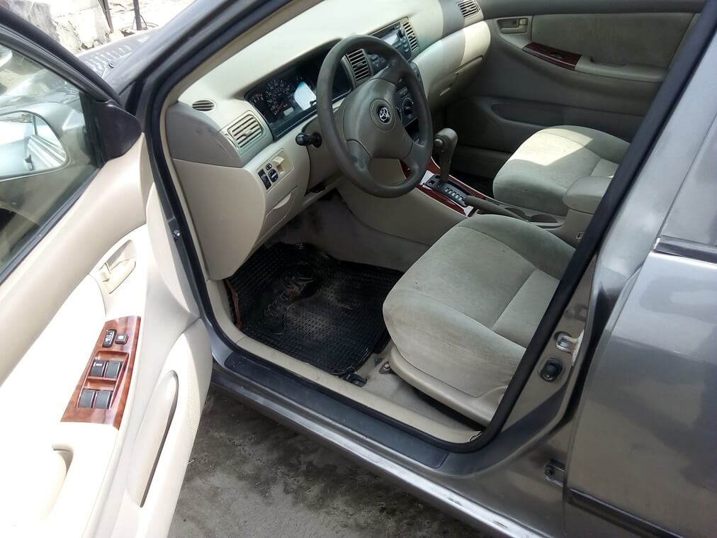 2003 Toyota Corolla Interior