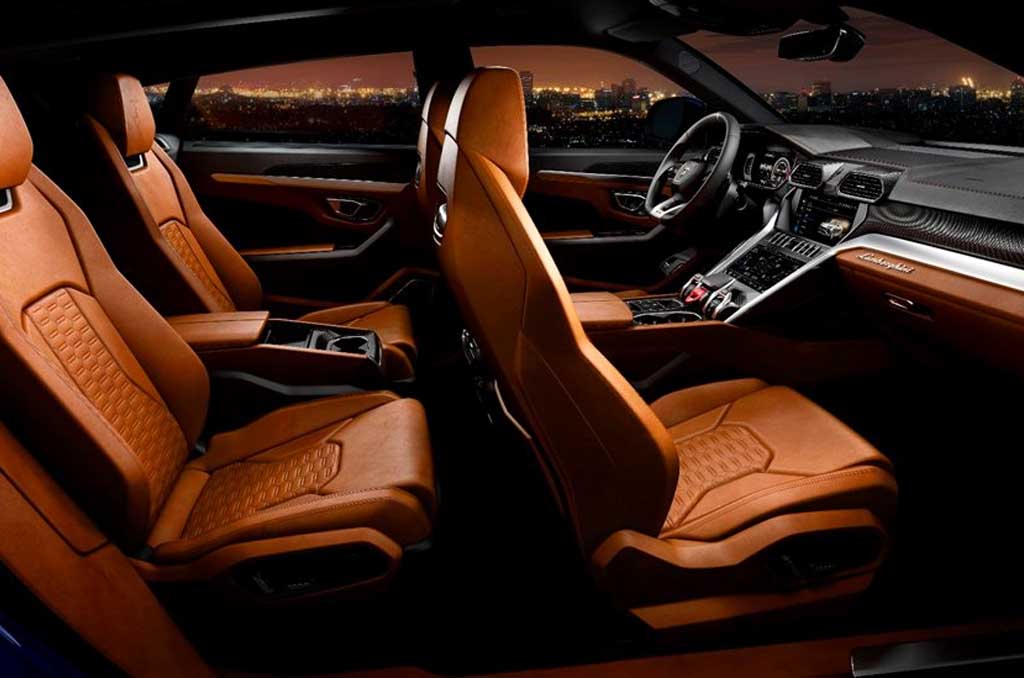 Lamborghini Urus Interior