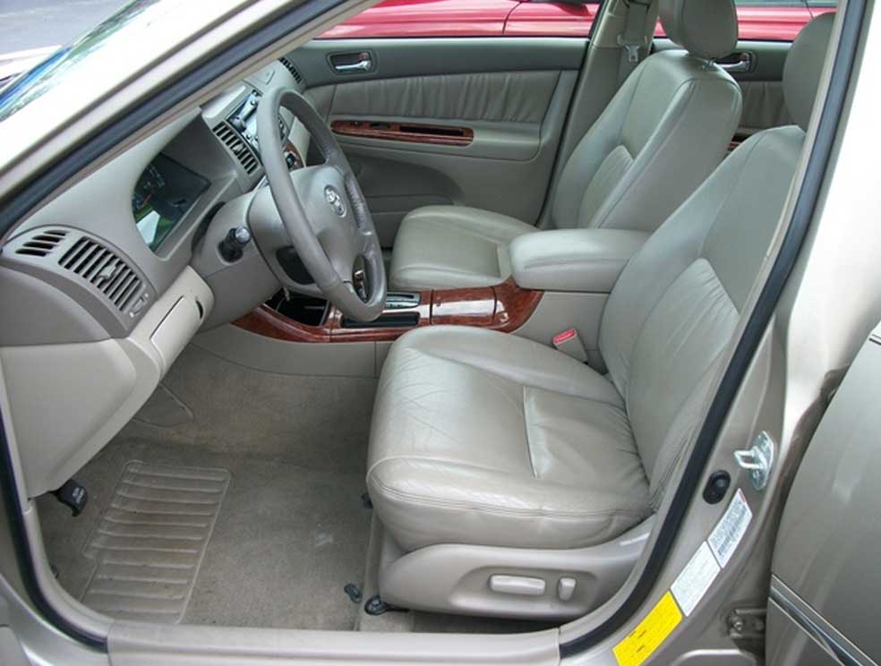 2003 Toyota Camry Interior