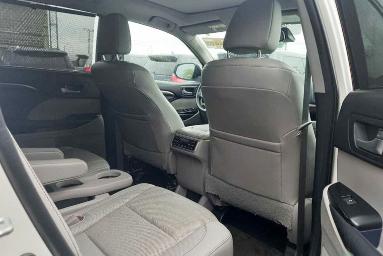 2014 Toyota Highlander Interior