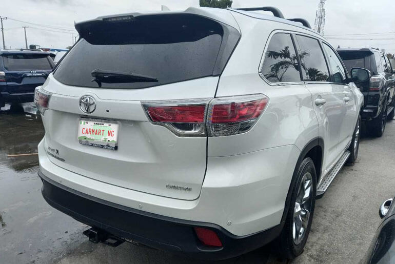 2014 Toyota Highlander in Nigeria