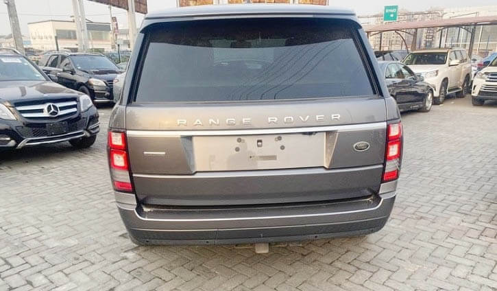 2016 Range Rover Vogue back view