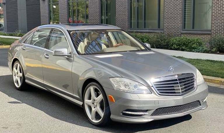 2011-Mercedes-Benz-S-550