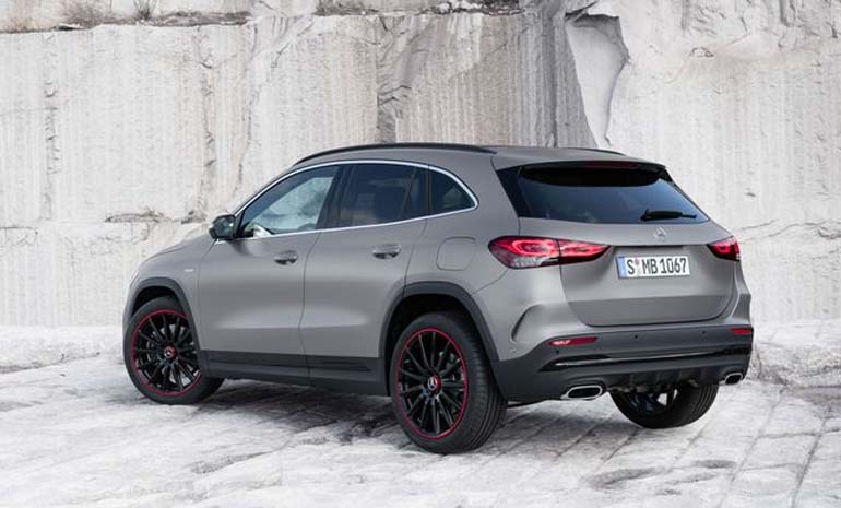 2022 Mercedes Benz Gla250 back view