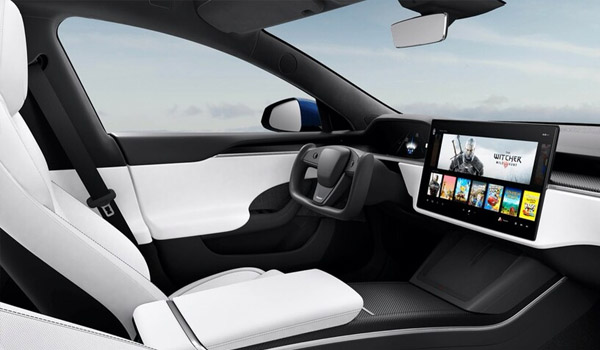 2022 Tesla Model S Interior