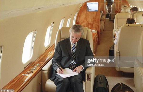 bernard arnault private jet