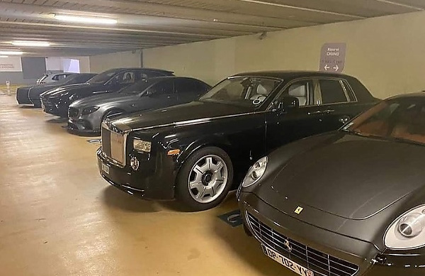 Aston Martin DBX, Mercedes-AMG E63, Rolls-Royce Phantom 7 and Ferrari 612 Scaglietti.