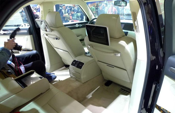 hongqi l5 interior