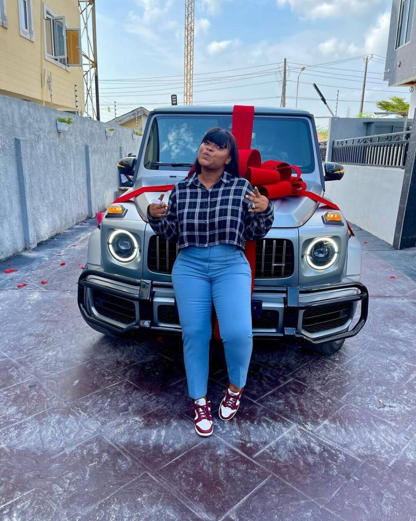 BO Hair CEO, Onuzurike Oluomachi new car