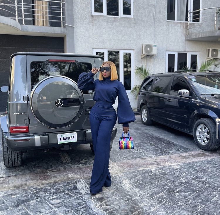 ini Edo Mercedes-AMG G65