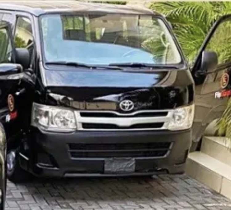 chika ike Toyota Hiace Bus