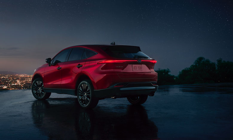 Toyota Dials Up Style Factor on Venza with Dramatic 2023 Nightshade Edition