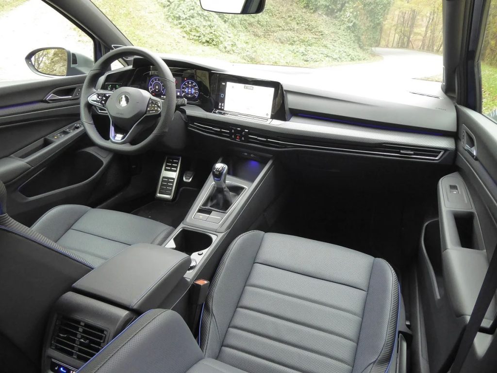 2022 volkswagen golf r interior