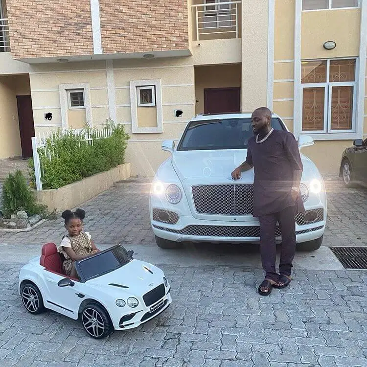 Davido Bentley Bentayga car with daughter