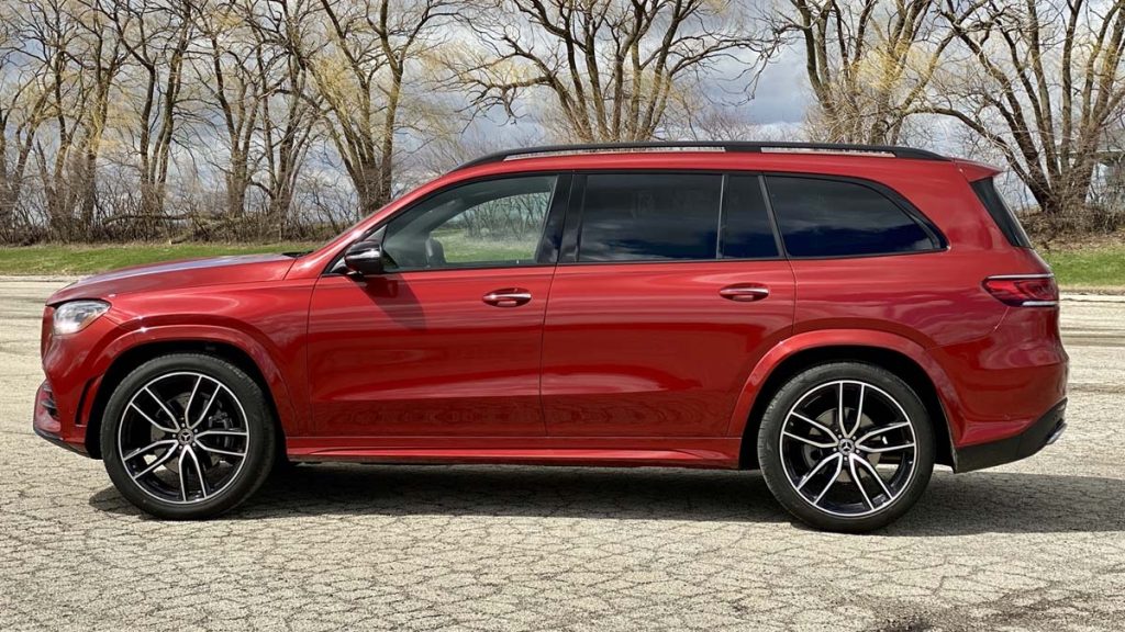 2022 Mercedes-Benz GLS-Class side view