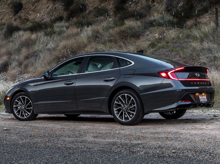 2023 Hyundai Sonata side view