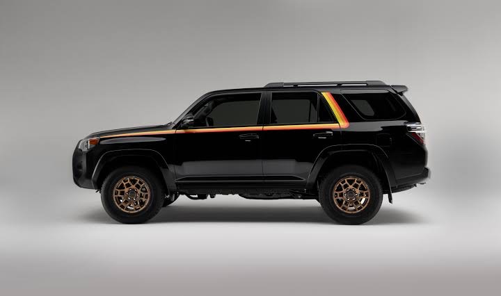 Side View of the 2023 Toyota 4Runner