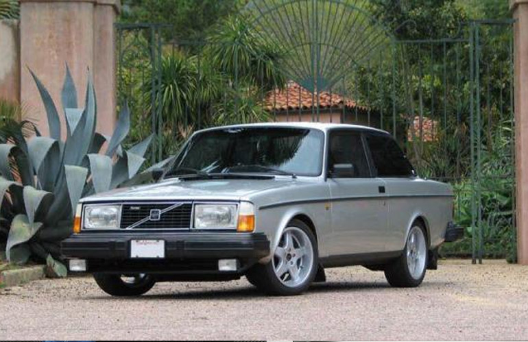 Volvo 200 Series Station wagon 