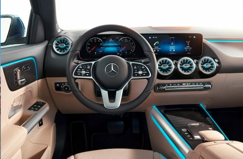 2023 mercedes-benz gla-class interior