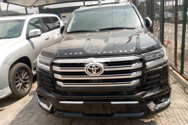 2015 Toyota Land Cruiser