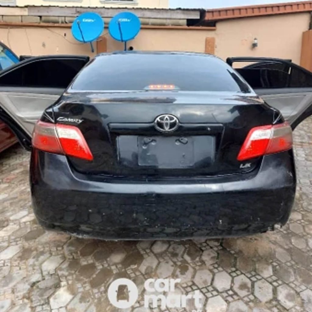 Nigeria used Toyota Camry 2008