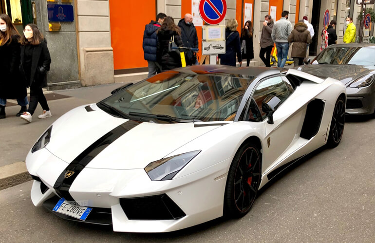 Lamborghini Aventador LP700-4 Roadster