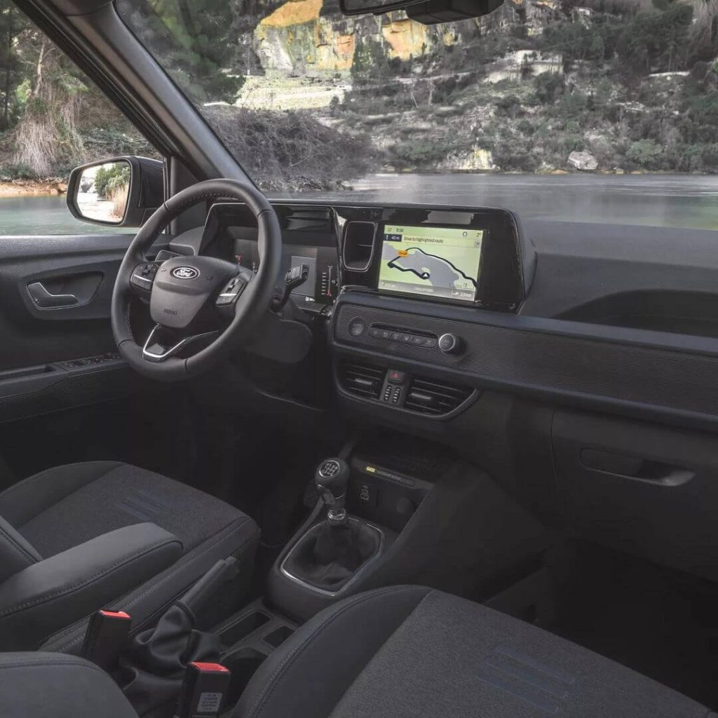 New Ford Tourneo Courier interior