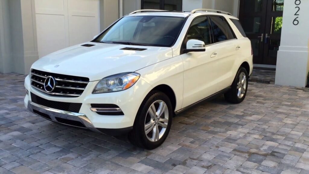 Mercedes-Benz ML350 Luxury SUV