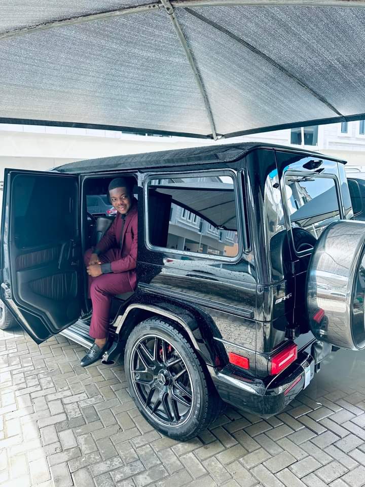 Cute Abiola Mercedes Benz G-wagon