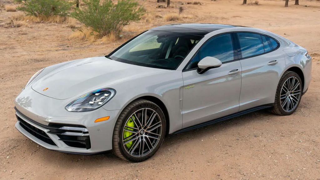 2021 Porsche Panamera Turbo S E-Hybrid