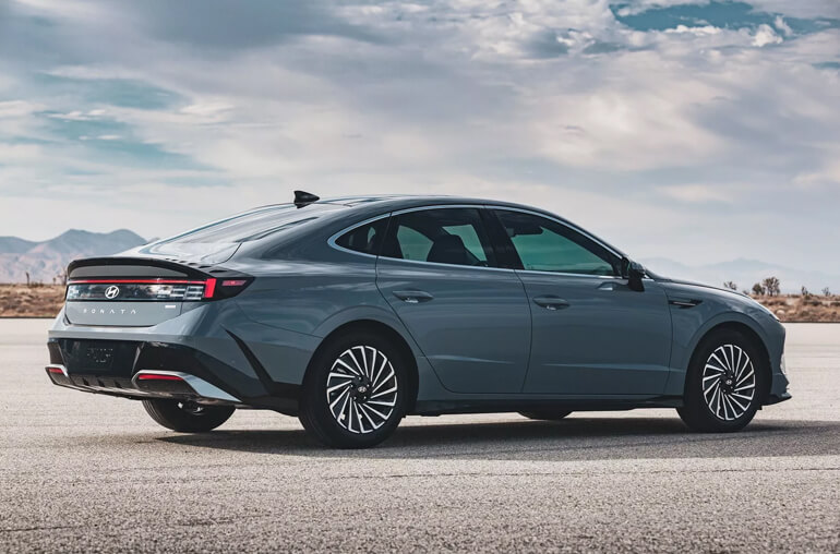 2024 Hyundai Sonata back view