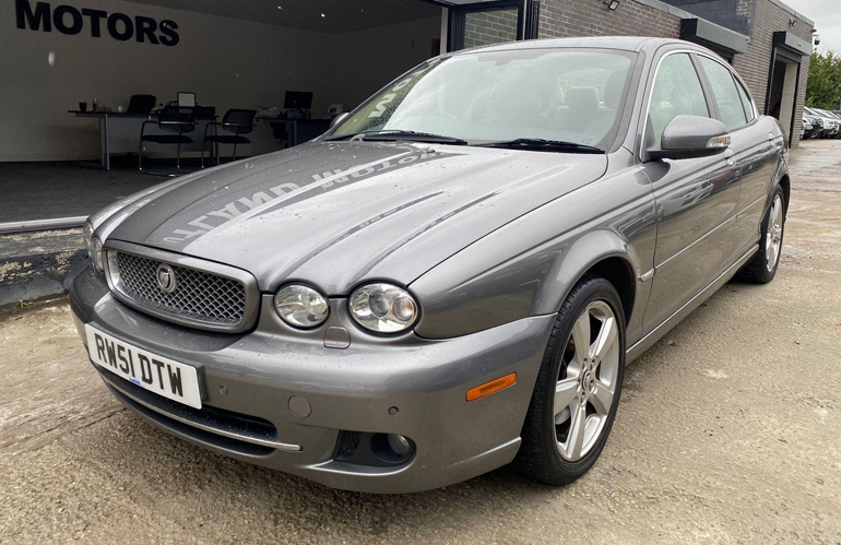 Jaguar X-Type