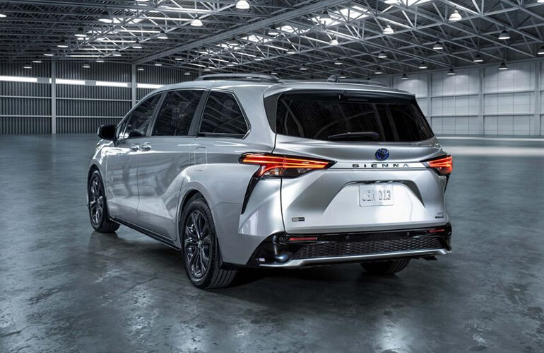 2023 toyota sienna back view