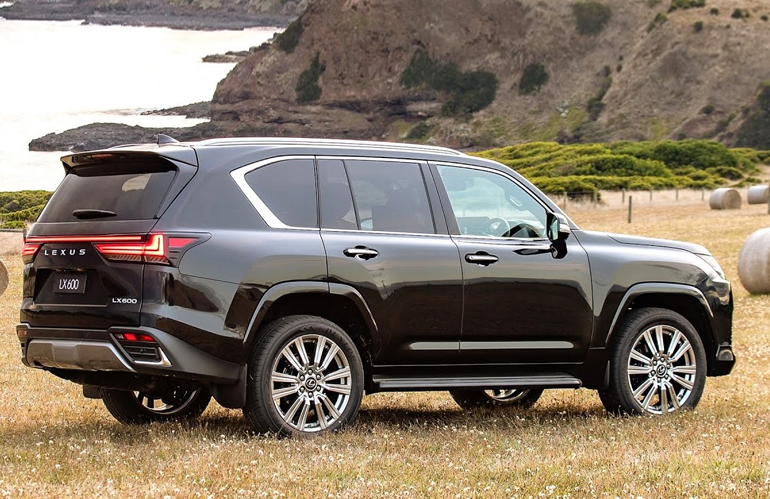 New 2023 Lexus LX 600 Full-size Luxury SUV Exterior